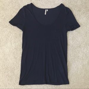 Basic Navy Blue Tee (Banana Republic)